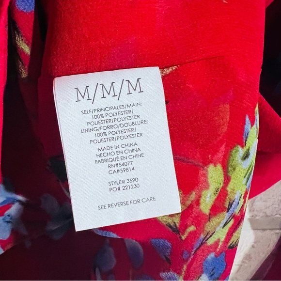 CAbi Style 3590 Devoted Red Floral Print Bell Sleeve Blouse Size M - Picture 10 of 10